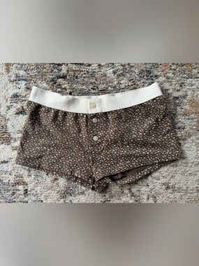 Brandy Melville Brown Floral High-Waist Shorts with Cream Waistband